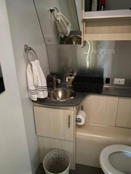 Airstream Alfresco 호텔 프레드릭스버그 외부 사진